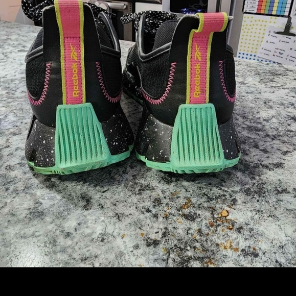 Reebox 8.5 brand new condition - Picture 3 of 4